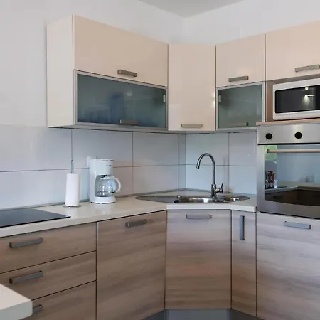 Holiday home 5 Bedroom In
