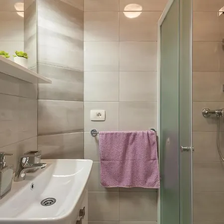 펜션 5 Bedroom In